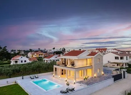 Luxurious Beachfront With Sea View - By Ta Leut Agency Villa Privlaka (Zadar)