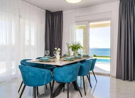 Luxurious Beachfront With Sea View - By Ta Leut Agency Villa *