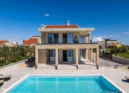 Luxurious Beachfront With Sea View - By Ta Leut Agency Villa