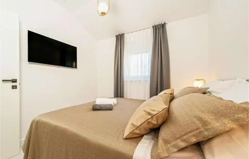 Вилла Luxurious Beachfront With Sea View - By Ta Leut Agency Привлака