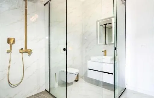 Luxurious Beachfront With Sea View - By Ta Leut Agency *