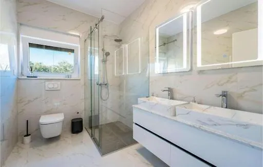 Luxurious Beachfront With Sea View - By Ta Leut Agency Villa *