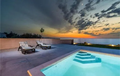 Luxurious Beachfront With Sea View - By Ta Leut Agency Вилла